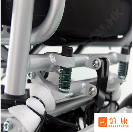 美國 Freedom Chair-8124L【可上飛機|1秒摺合|超輕|省電|長途行駛】限時優惠$ 23,800